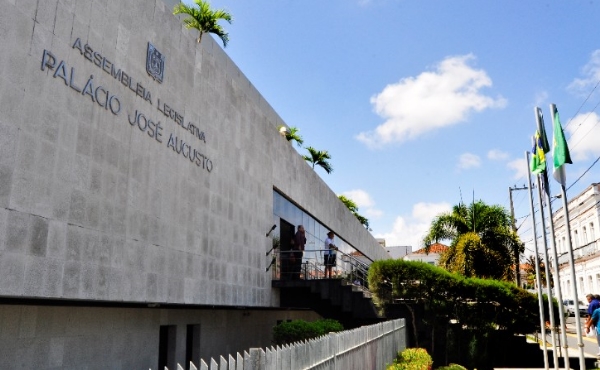 Casa Legislativa é foco de relatório de mais de 200 paginas que mexe com seus alicerces (Foto: arquivo)