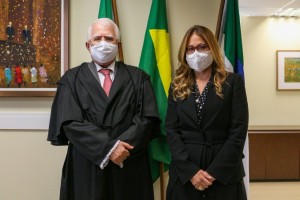 Desembargador Gilson Barbosa indicou juíza Ticiana (Foto: TRE/RN)