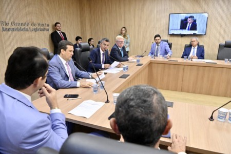 Deputados debatem proposta do governo - Foto: João Gilberto