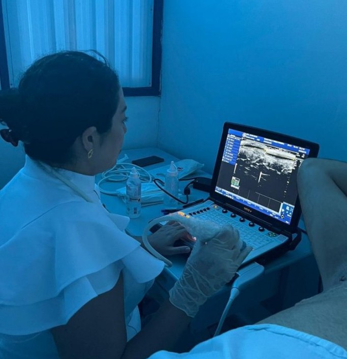 Mulheres foram transportadas para Mossoró, onde ocorreram exames (Foto: Uern)