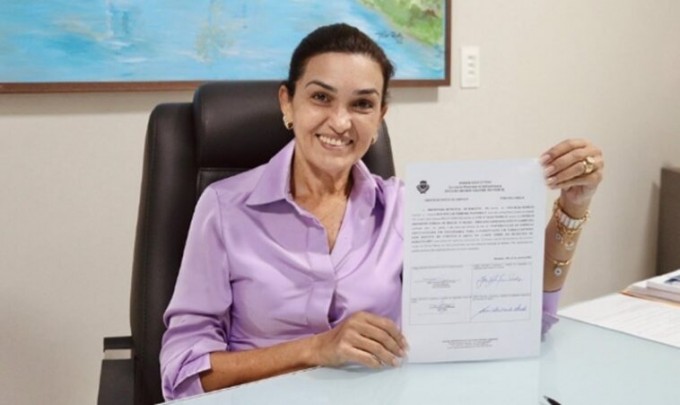 Divanize é prefeita reeleita de Baraúna (Foto: Reprodução da Web, sem identificação de autoria)