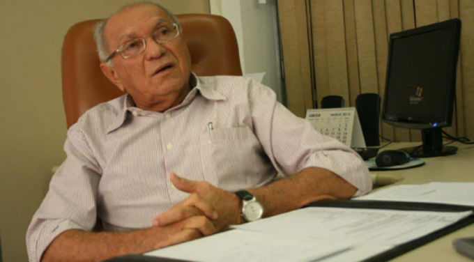 Professor José Lacerda foi autor de diversos livros importantes (Foto: TN/Arquivo)