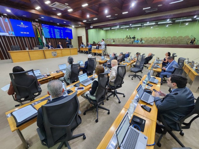 Votação atende a anseio dos municípios que sofrem com atraso de repasses (Foto: Eduardo Maia)