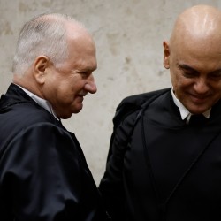 Fachi e Moraes compõem o STF, centro de muita polêmica, um mundo próprio sem controle (Foto: Pedro Ladeira/Folhapress)