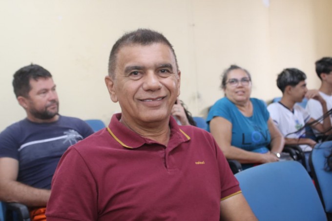 José Altemar, diretor de escola em destaque (Foto: PMM)