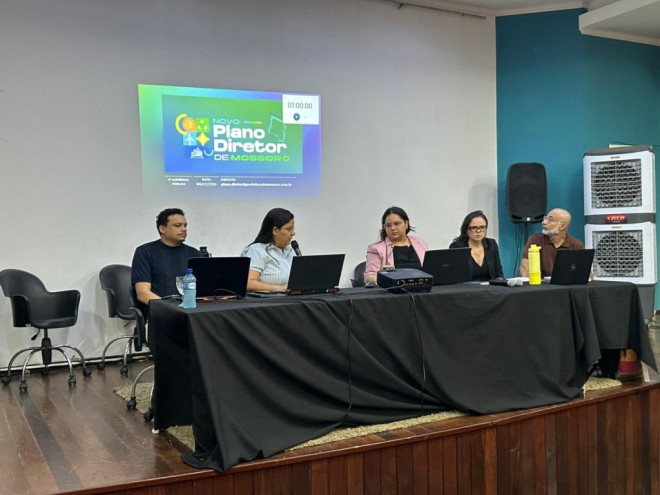 Trabalho começa a afunilar para texto final (Foto: Emanoel Rodrigues/PMM)