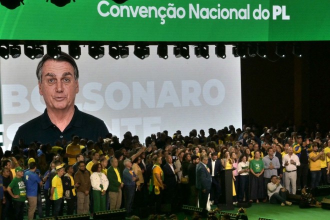 Bolsonaro esteve "presente" em convenção com recursos de IA (Foto: Nelson Almeida | AFP)