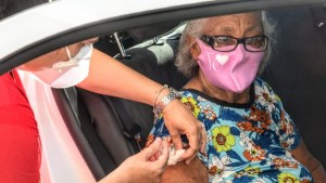 Remessas de vacinas ainda são insuficientes (Foto: Wilson Moreno)