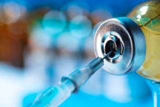 Prefeitura reforça estratégia para vacinar jovens de 15 a 19 anos