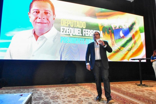 Ezequiel Ferreira formou time que terá nominata de 12 deputados estaduais à tentativa de reeleição (Foto: PSDB)