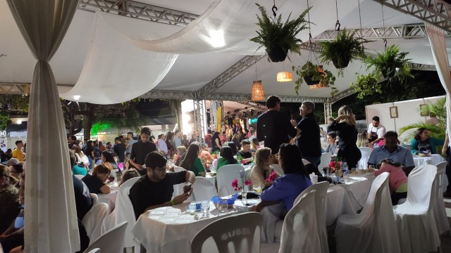 Evento gastronômico e cultural potencializou mais ainda Martins como polo turístico (Foto: C.S)