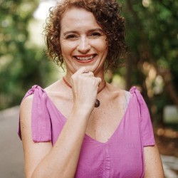 Isolda conseguiu vitória com proporção de votos bem maior fora de Mossoró (Foto: Wigna Ribeiro)