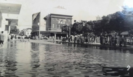 "Praça do Pax"