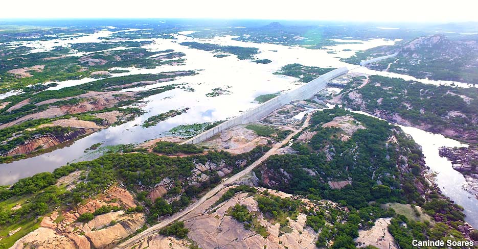Governo Federal promete verbas para Oiticica e Ramal do Apodi