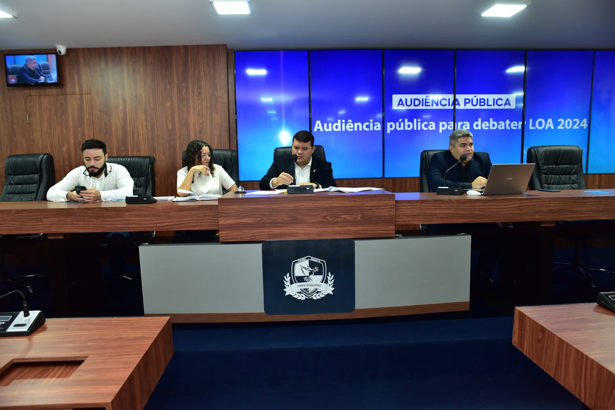 Secretário esclarece pontos do Orçamento 2024 e garante concursos