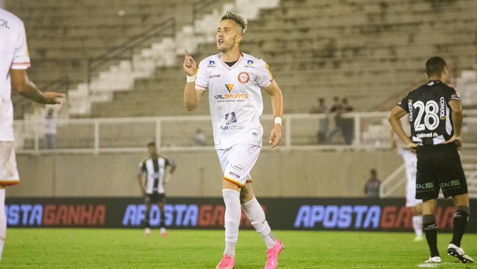 ABC perde de 3 x 0 e segue em contagem regressiva para rebaixamento