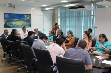 Governo joga responsabilidade sobre deputados em reunião (Foto: Secom)