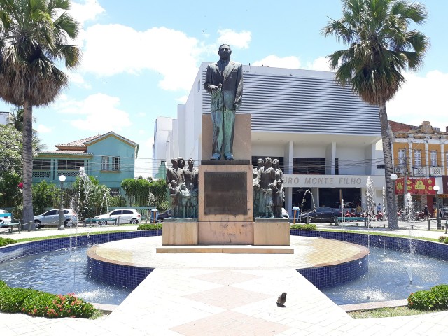 Praça Vigário Antônio Joaquim no Centro de Mossoró (Foto: Marcos Elias de Oliveira Júnior)