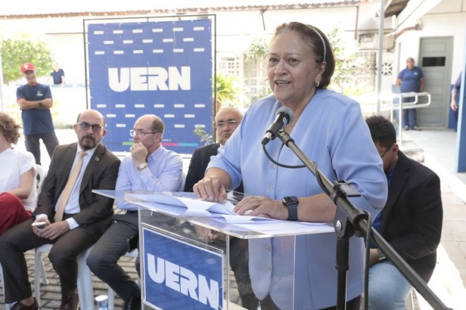 Solenidade aconteceu nessa quinta-feira na Uern (Foto: Carmem Félix)