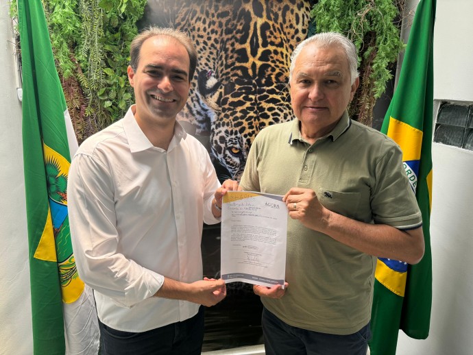 Professor Palhano e o deputado Girão: entendimento para emenda (Foto: Assessoria)