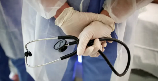 Sem salário desde maio, médicos do Tarcísio Maia vão parar