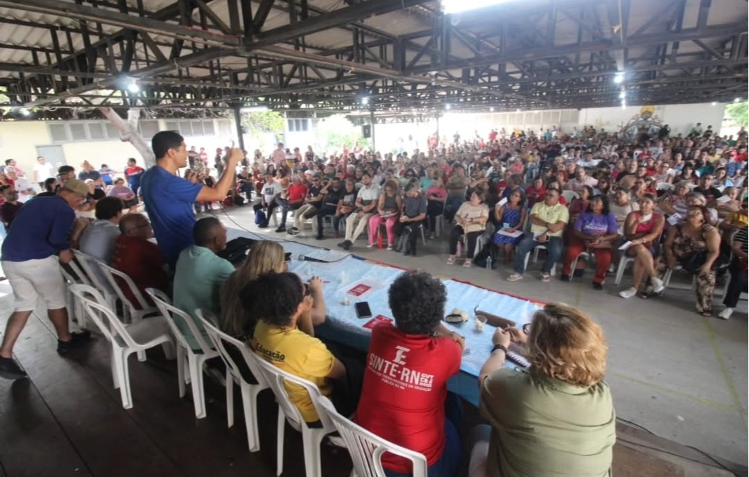 Professores da Rede Estadual de Ensino decidem acabar greve