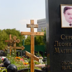 Túmulo de Sergei Magnitsky (Foto: James Hill - The New York Times)