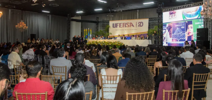 Evento ocorreu no Requinte Buffet na sexta-feira (Foto: Ufersa)
