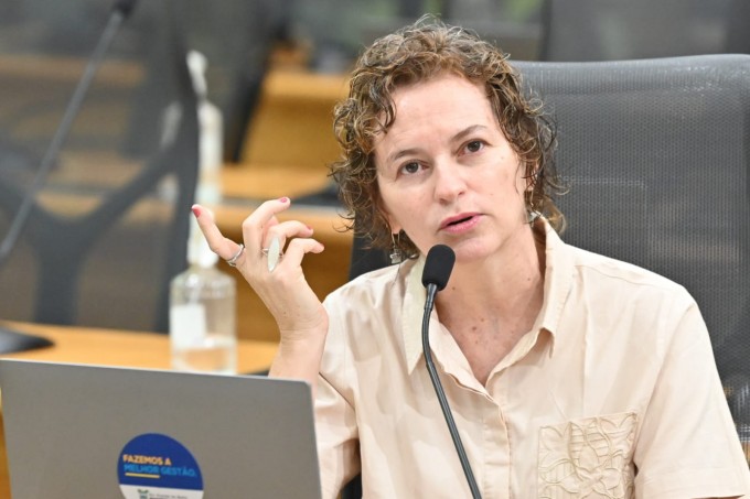 “O manejo adequado dos resíduos sólidos urbanos representa um dos maiores desafios para a gestão pública contemporânea", diz Isolda (Foto: Assessoria)