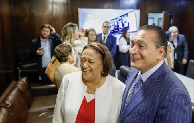 Fátima Bezerra foi recebida pelo presidente da Casa, deputado Ezequiel Ferreira (Foto: Carmem Félix)