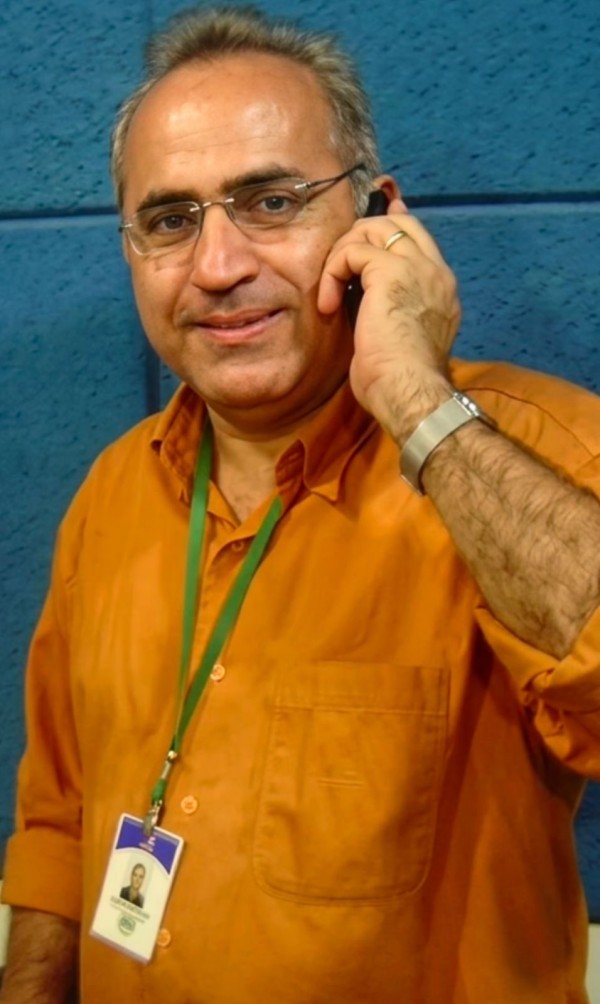 Foi-se a voz modulada e inventiva de Carlos Augusto, o “Amigão” (Foto: Reprodução)