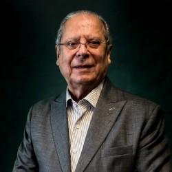 "Para muitos problemas não temos resposta, para outros nós temos, mas não temos a maioria na Câmara e no Senado", afirma Dirceu (Foto: Canal Meio)