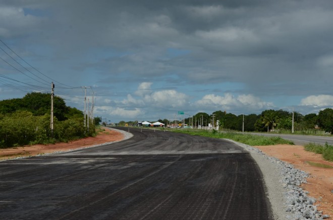 Os seis primeiros quilômetros duplicados do lote Assú/Mossoró serão entregues em agosto (Foto: Carlos Costa)