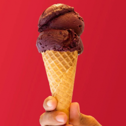 O sabor do sorvete antes do adeus... (Foto: Web)